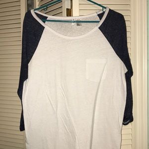 Baseball tee